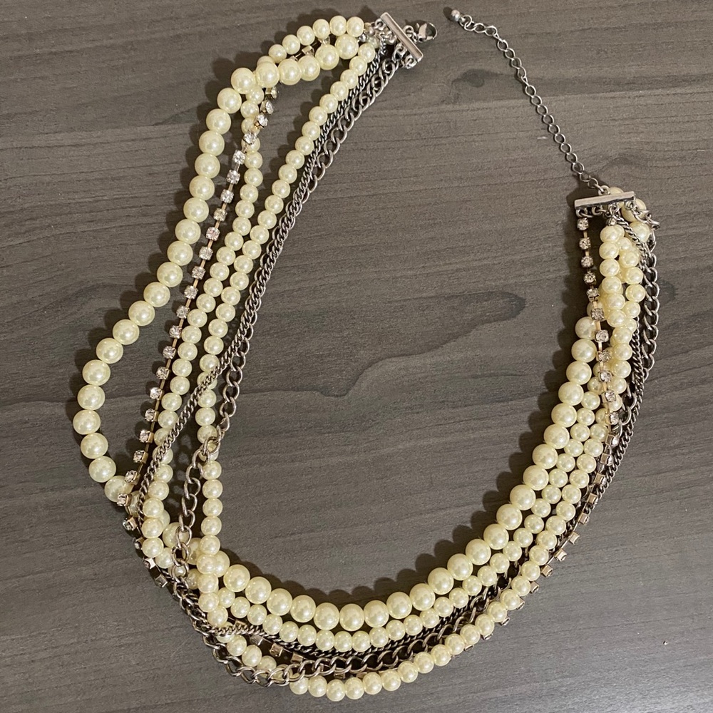 Chunky Pearl Necklace